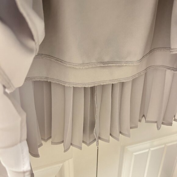 GU Japanese Pleated Midi Skirt Grey - Picture 3 of 9